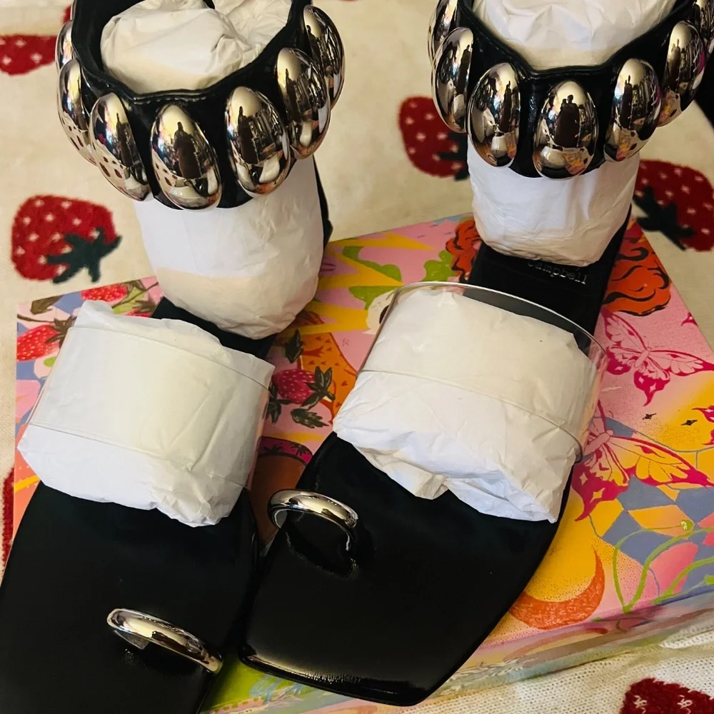 New  Jeffrey Campbell black Patent  Sandals - Picture 4 of 5
